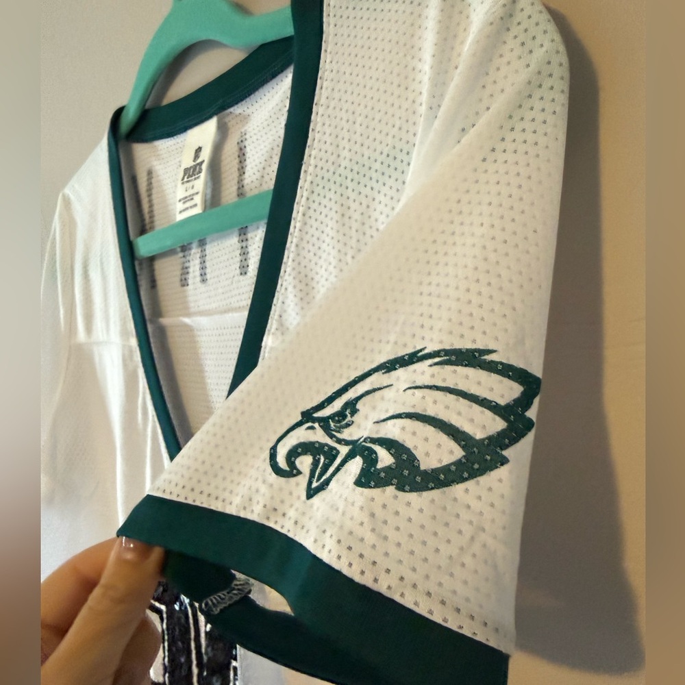 PINK Philadelphia EAGLES Jersey - Picture 4 of 5